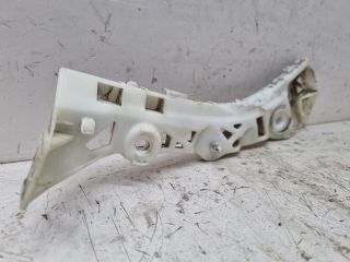 bontott MAZDA 3 Bal hátsó Oldal Lökhárító Tartó (Műanyag)