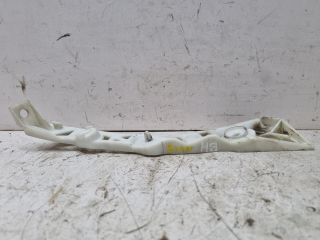 bontott MAZDA 3 Bal hátsó Oldal Lökhárító Tartó (Műanyag)