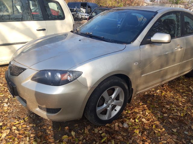 bontott MAZDA 3 Bal hátsó Sárvédő