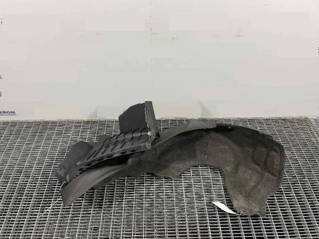 bontott MAZDA 3 Bal hátsó Sárvédő