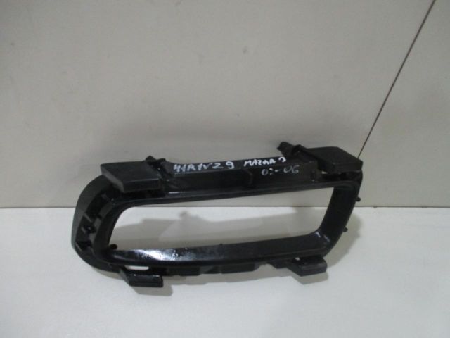 bontott MAZDA 3 Bal Ködzárófény Keret
