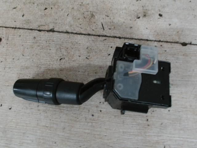 bontott MAZDA 3 Bal Kormánykapcsoló Irányjelző
