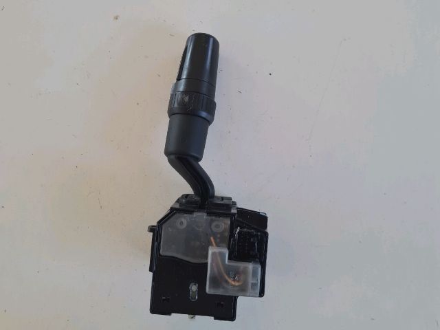 bontott MAZDA 3 Bal Kormánykapcsoló Irányjelző