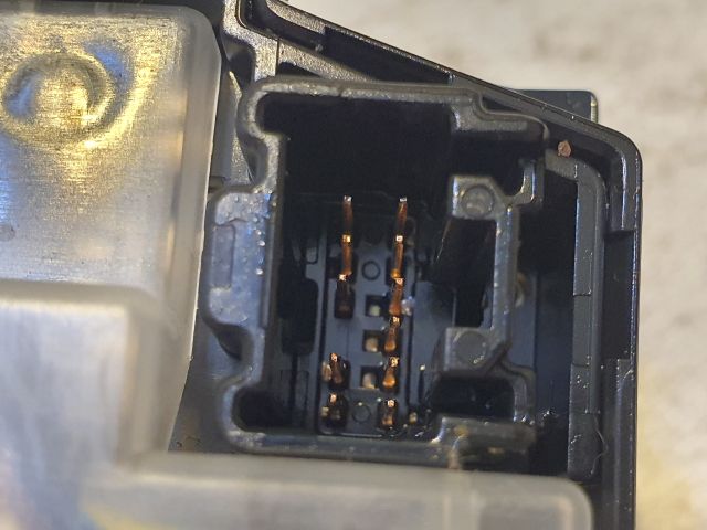 bontott MAZDA 3 Bal Kormánykapcsoló Irányjelző