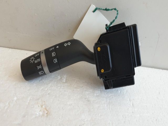 bontott MAZDA 3 Bal Kormánykapcsoló Irányjelző