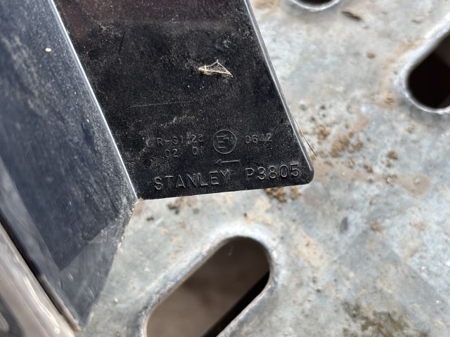 bontott MAZDA 3 Bal Külső Hátsó Lámpa