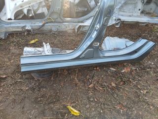 bontott MAZDA 3 Bal Küszöb