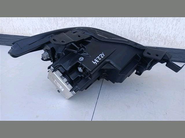 bontott MAZDA 3 Bal Ledes Fényszóró