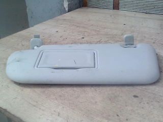 bontott MAZDA 3 Bal Napellenző