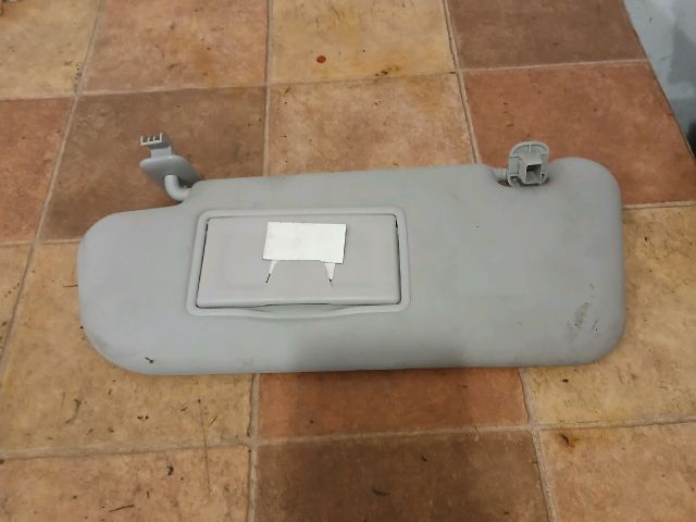 bontott MAZDA 3 Bal Napellenző