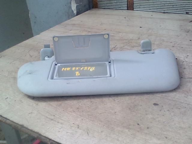 bontott MAZDA 3 Bal Napellenző