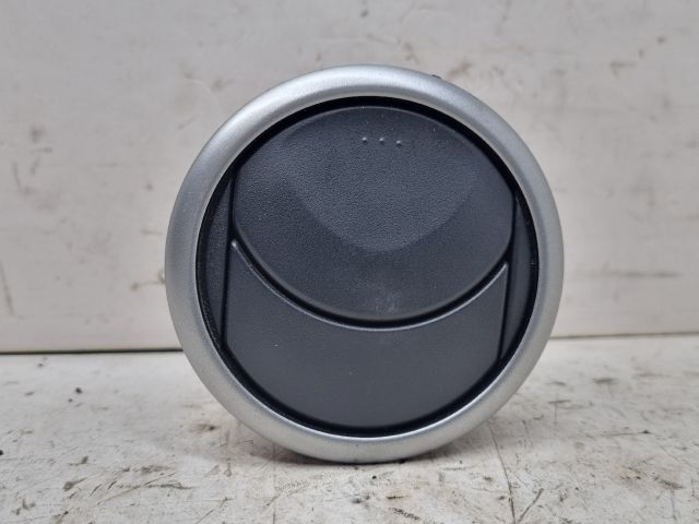 bontott MAZDA 3 Bal Szellőző