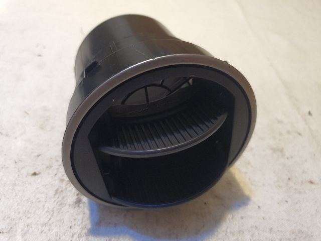 bontott MAZDA 3 Bal Szellőző