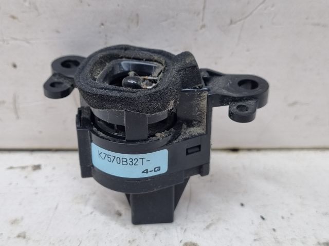 bontott MAZDA 3 Belső Hőmérséklet Érzékelő