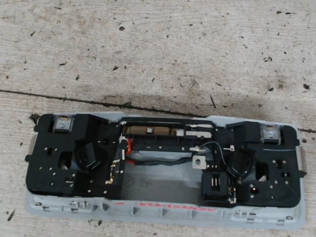 bontott MAZDA 3 Beltér Világítás Első