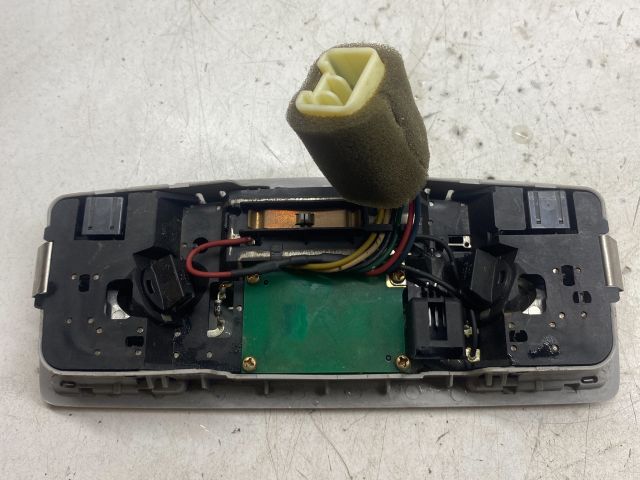 bontott MAZDA 3 Beltér Világítás Első