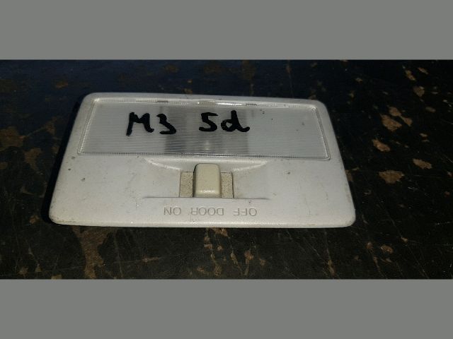 bontott MAZDA 3 Beltér Világítás Hátsó