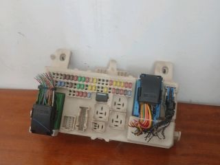 bontott MAZDA 3 Biztosítéktábla Utastér