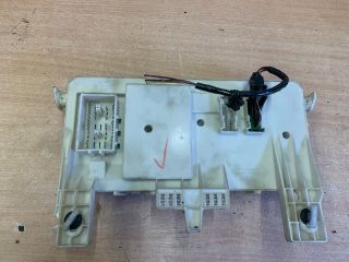 bontott MAZDA 3 Biztosítéktábla Utastér