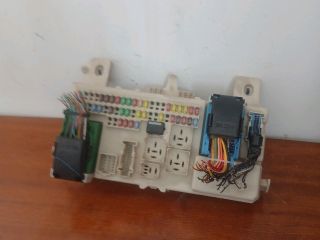 bontott MAZDA 3 Biztosítéktábla Utastér