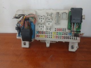 bontott MAZDA 3 Biztosítéktábla Utastér