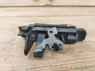 bontott MAZDA 3 Csomagtér Nyitó Kar / Gomb