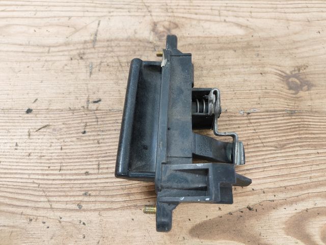 bontott MAZDA 3 Csomagtér Nyitó Kar / Gomb