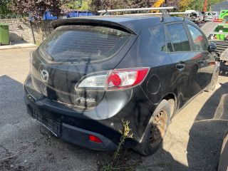 bontott MAZDA 3 Csomagtérajtó Burkolat (Részeivel)