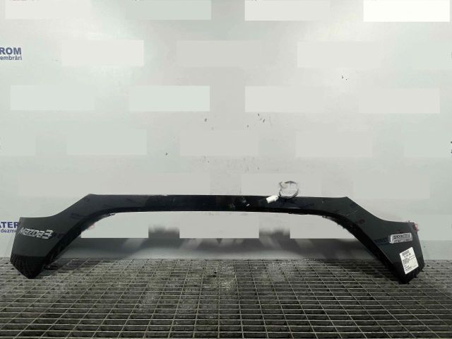 bontott MAZDA 3 Csomagtérajtó Díszléc