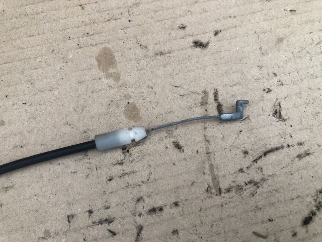 bontott MAZDA 3 Csomagtérajtó Kilincs