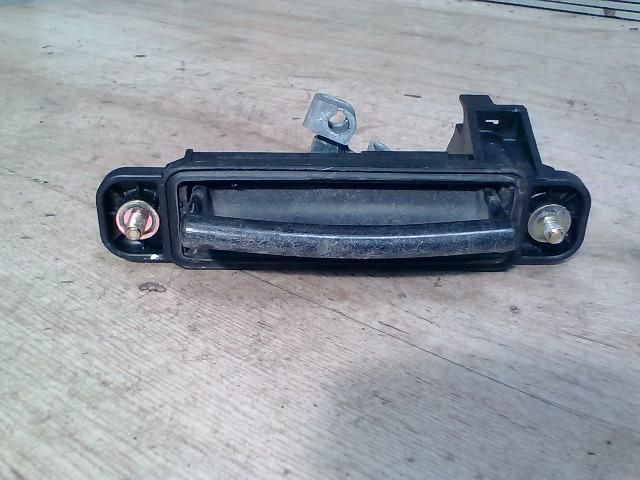 bontott MAZDA 3 Csomagtérajtó Kilincs