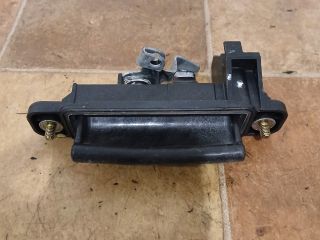 bontott MAZDA 3 Csomagtérajtó Kilincs