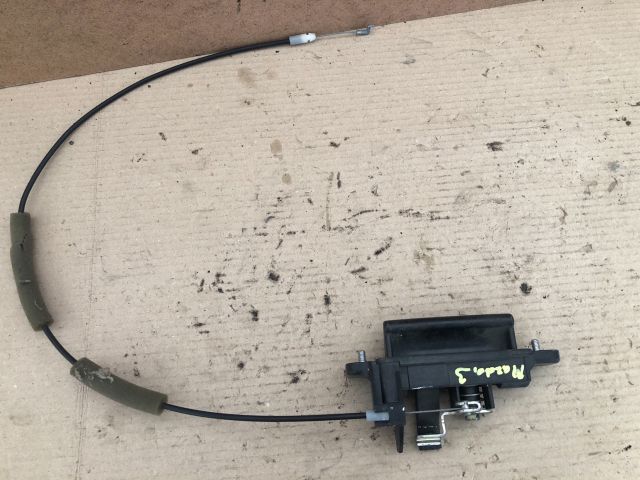 bontott MAZDA 3 Csomagtérajtó Kilincs