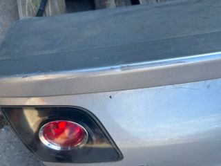 bontott MAZDA 3 Csomagtérajtó (Részeivel)
