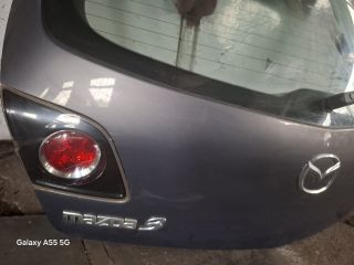 bontott MAZDA 3 Csomagtérajtó (Részeivel)