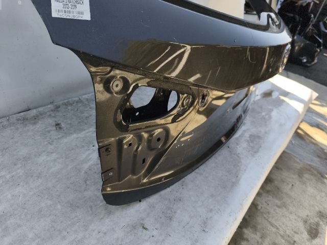 bontott MAZDA 3 Csomagtérajtó (Üres lemez)