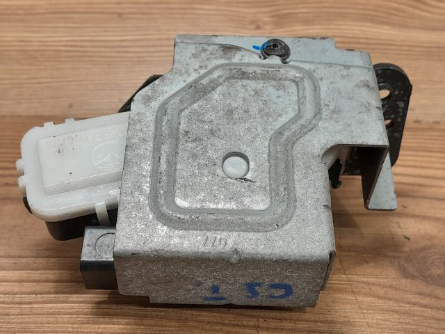 bontott MAZDA 3 Csomagtérajtó Zárszerkezet