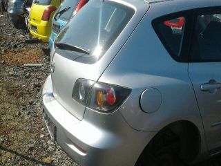 bontott MAZDA 3 Csomagtérajtó Zárszerkezet