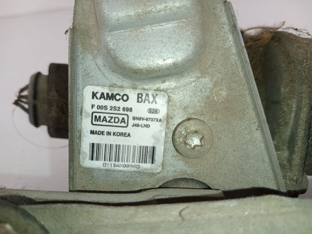 bontott MAZDA 3 Első Ablaktörlő Szerkezet Motorral