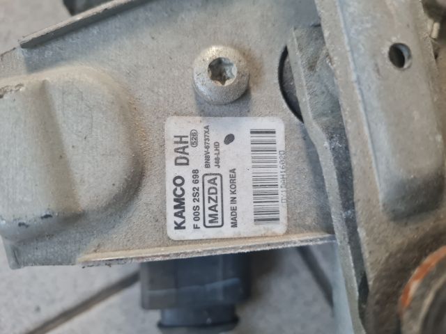 bontott MAZDA 3 Első Ablaktörlő Szerkezet Motorral