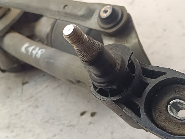 bontott MAZDA 3 Első Ablaktörlő Szerkezet Motorral