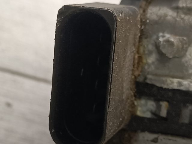 bontott MAZDA 3 Első Ablaktörlő Szerkezet Motorral