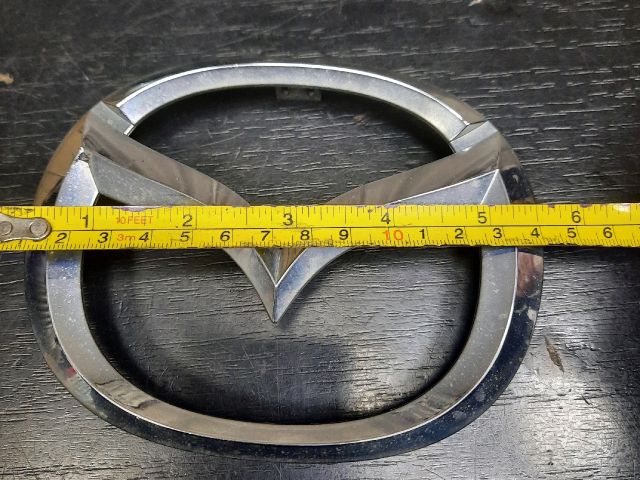 bontott MAZDA 3 Első Embléma