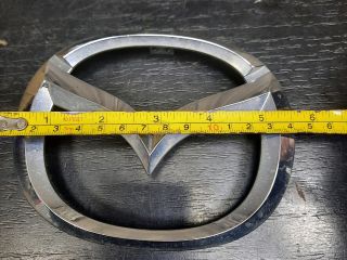 bontott MAZDA 3 Első Embléma