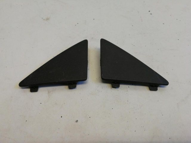 bontott MAZDA 3 Első Lökhárító Díszléc