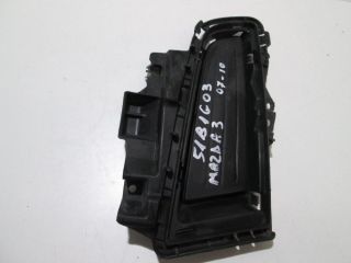 bontott MAZDA 3 Első Lökhárító Jobb Díszrács