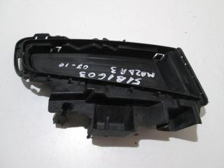 bontott MAZDA 3 Első Lökhárító Jobb Díszrács