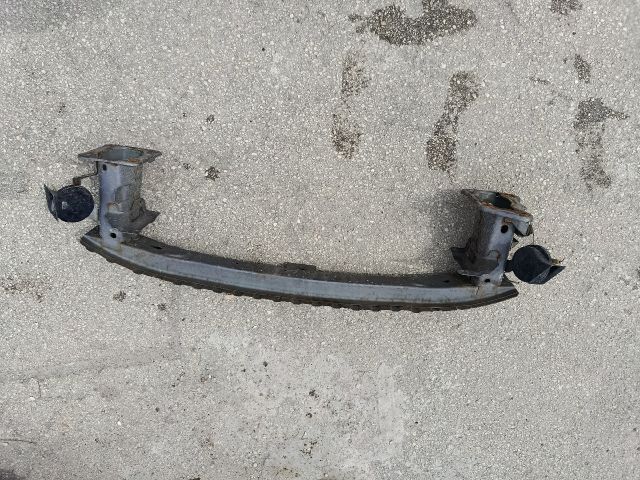 bontott MAZDA 3 Első Lökhárító Merevítő (Fém)