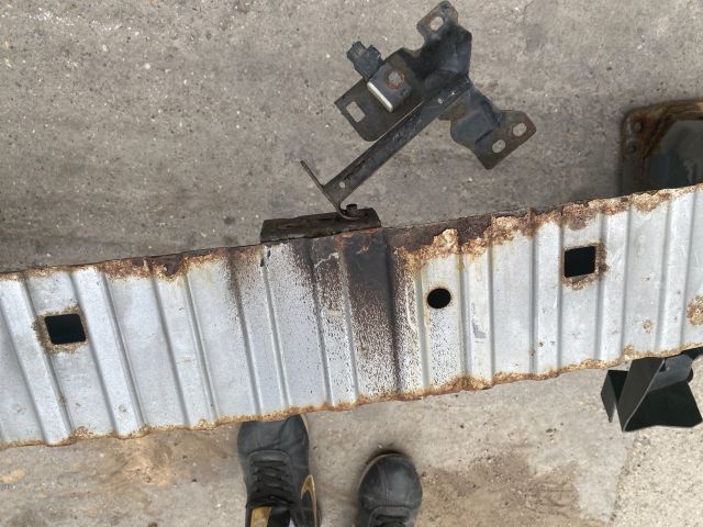 bontott MAZDA 3 Első Lökhárító Merevítő (Fém)