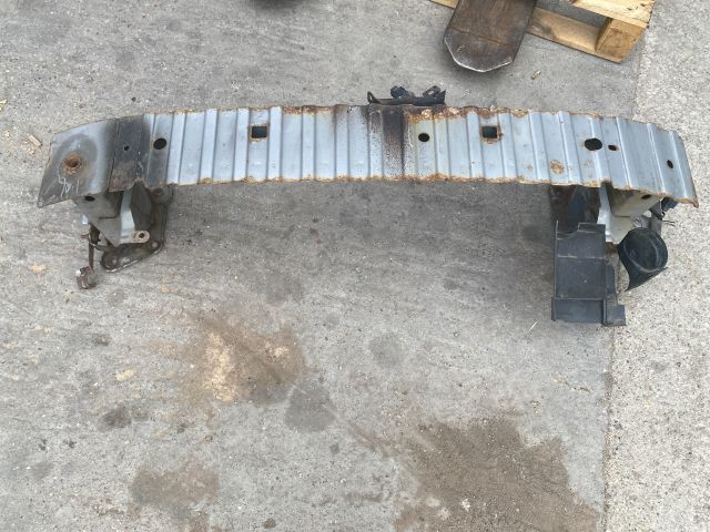 bontott MAZDA 3 Első Lökhárító Merevítő (Fém)